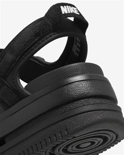 Nike Strap Sandals: A Symphony of Style and Comfort