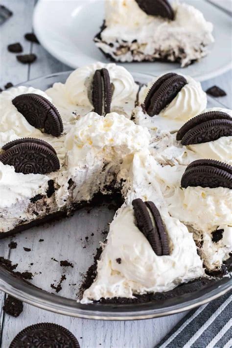 No-bake Oreo pie: