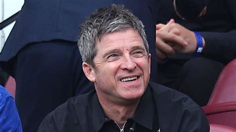 Noel Gallagher Selling Back Catalogue