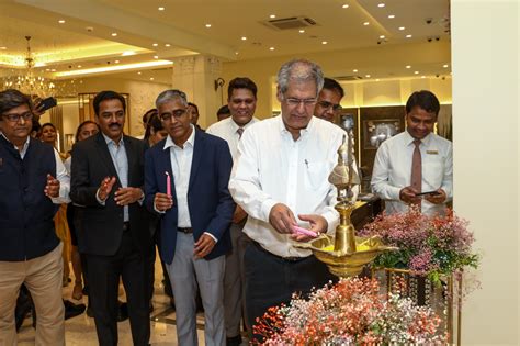 Noel Tata: A Comprehensive Guide to Tanishq's Visionary Leader