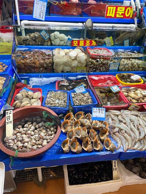 Noryangjin Fish Market: A Seoul Food Haven