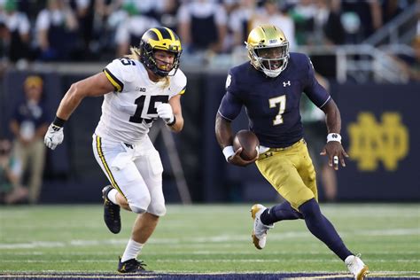 Notre Dame vs. Michigan: Countdown to the 101st Rivalry Game