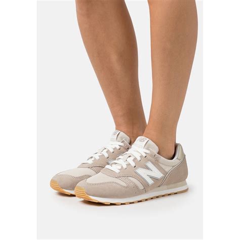 Nova Tendência: Celebrando o Poder do New Balance Feminino