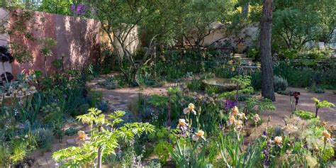 Nurturing Minnesota's Gardens and Landscapes