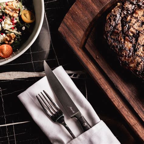 Nusr-Et New York: A Comprehensive Guide to the World-Famous Steakhouse