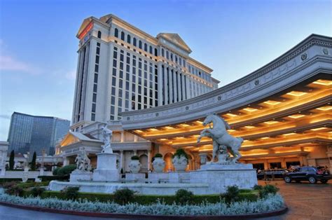 O Coliseu da Diversão: Um Guia Completo para o Caesars Casino Hotel Las Vegas