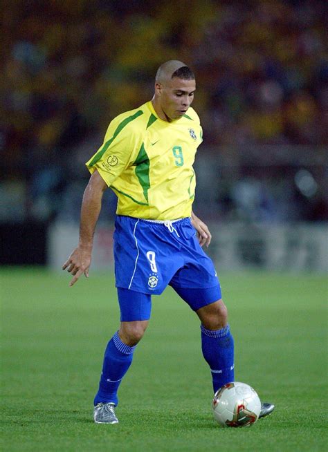 O Fenômeno 2002: A Volta Triunfal de Ronaldo Nazário