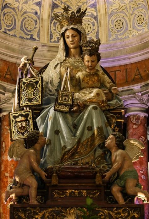 O Poder da Intercessão de Nossa Senhora do Carmo