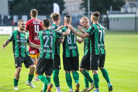 O que é a partida Stal Stalowa Wola x Chojniczanka Chojnice: