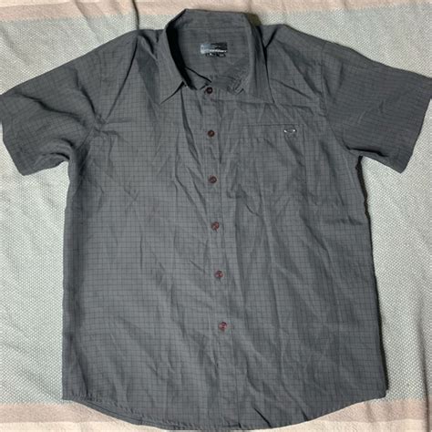 Oakley Button Down Shirts: The Epitome of Style and Functionality