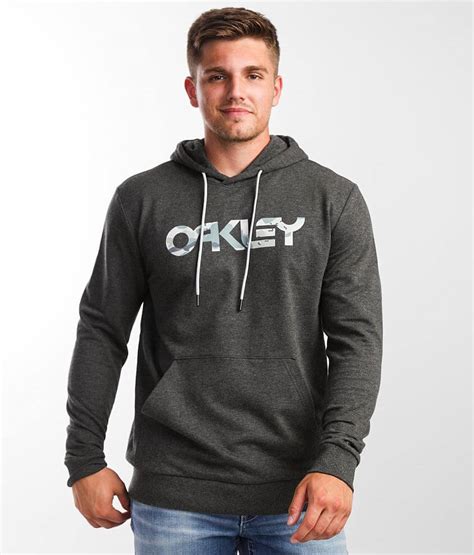 Oakley Hooded Sweatshirts: A Timeless Statement of Style and Functionality