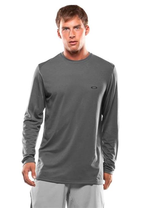 Oakley Long Sleeve Shirt: Performance and Style in Equal Measure