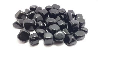 Obsidian: A Jet-Black Gemstone with Enduring Allure