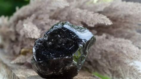 Obsidian Cube: A Mysterious Artifact with Unfathomable Potential