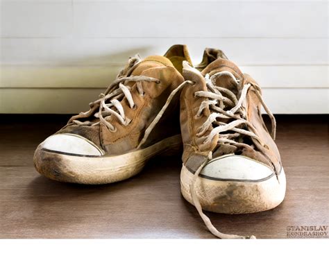 Odor Eaters for Shoes: Ultimate Guide to Banishing Shoe Stench