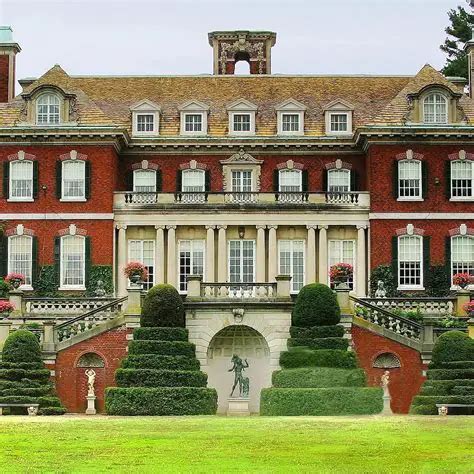 Old Westbury Connect: Transformative Connectivity for a Modern University