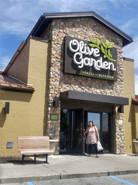 Olive Garden Italian Restaurant Merrillville IN: A Culinary Gem