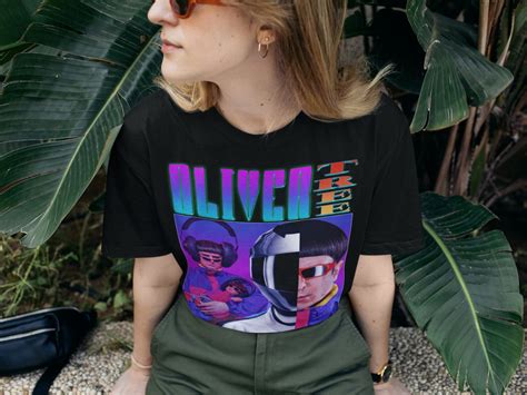 Oliver Tree Shirts: An Ode to the Eccentric Musician