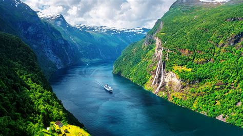 Oostenrijk versus Noorwegen: Eén Alpenparadijs versus een Noords Wonder