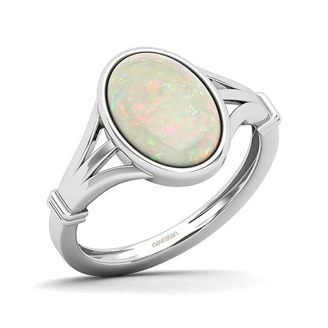 Opal Ring Silver: Timeless Elegance with a Touch of Iridescence