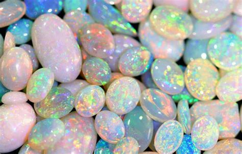 Opal vs Opalite: Unveiling the Enchanting Beauty and Unique Properties