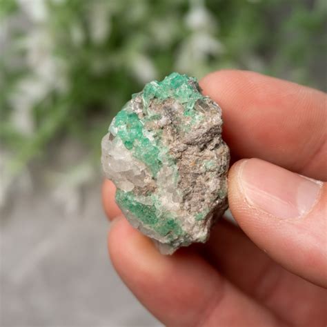 Origin and Properties of Emerald Raw