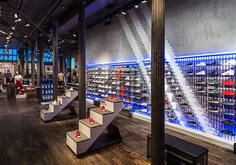 Originals Flagship Store New York: 42nd Street Store Reopening