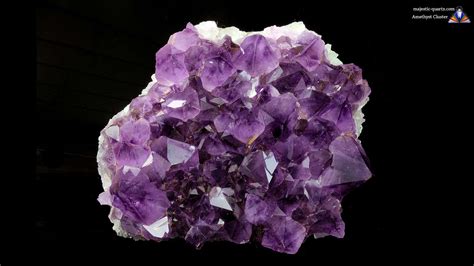 Origins and Formation of Amethyst Clusters