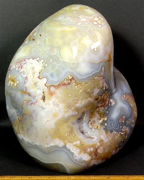 Origins and Formation of Madagascar Agate