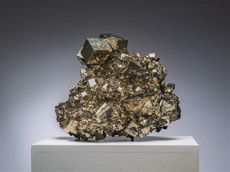 Origins and Formation of Peruvian Pyrite