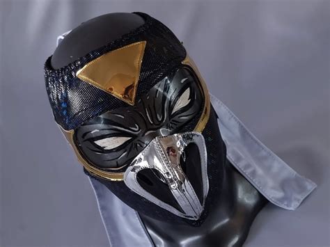 Origins and History of the Hayabusa Mask