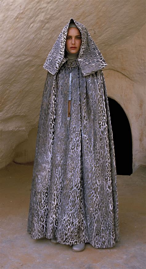 Origins and Significance of Padmé's Cloak