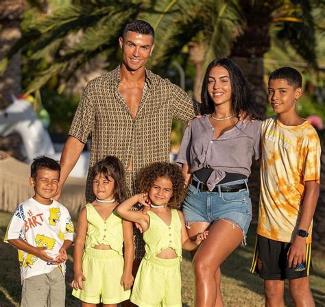 Os Filhos de CR7: Uma Herança de Talento e Excelência