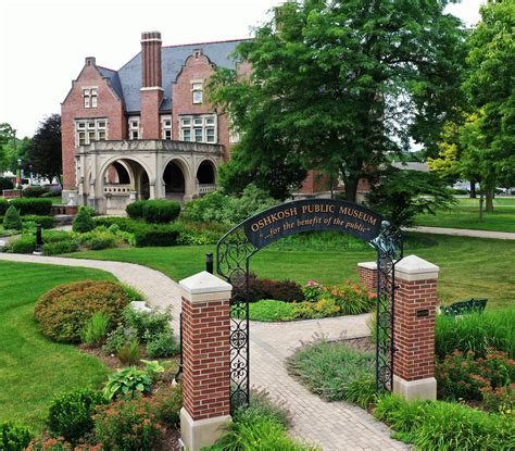 Oshkosh Public Museum