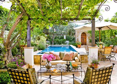 Outdoor Oasis: