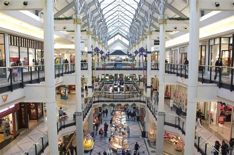 Outlet Centers in Massachusetts: A Haven for Shoppers