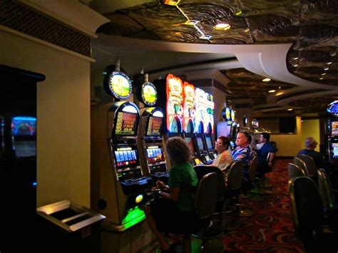 Over 1,200 Slot Machines: