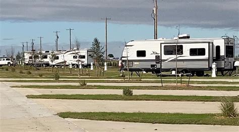 Over 500 Spacious RV Sites: