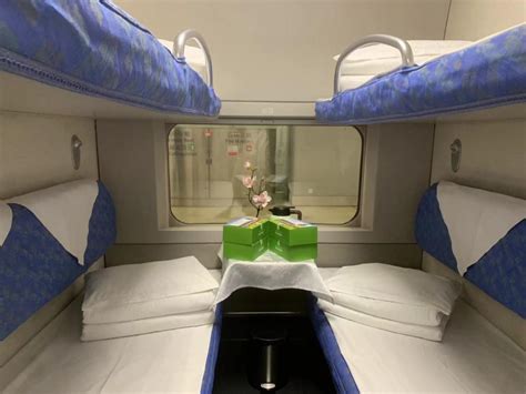 Overnight Train from Hong Kong to Shanghai: A Journey of 1,000 Miles