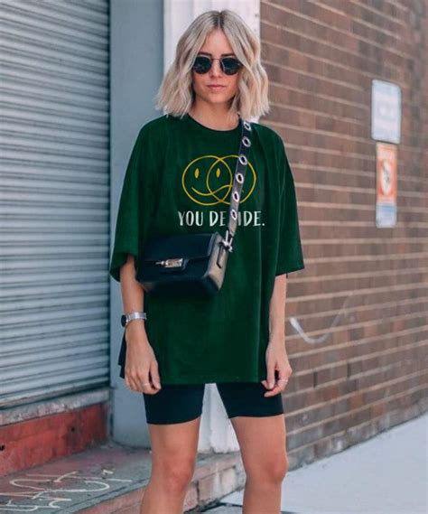 Oversize Shirts and Shorts: A Casual Style Statement