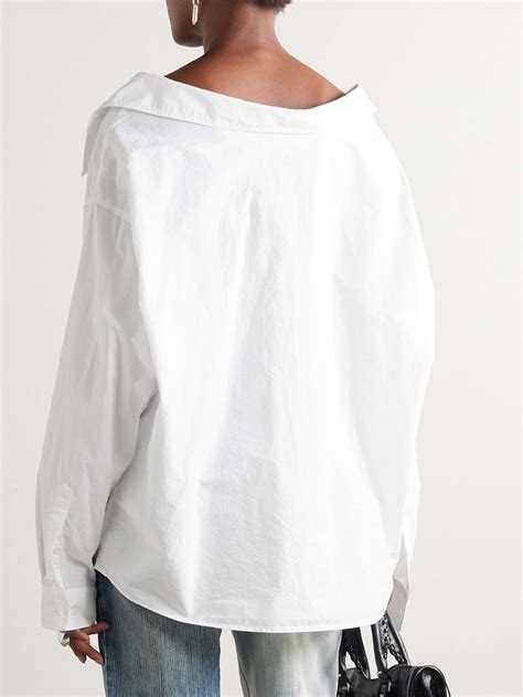 Oversized Off-the-Shoulder Shirt: Elevate Your Style with Effortless Chic