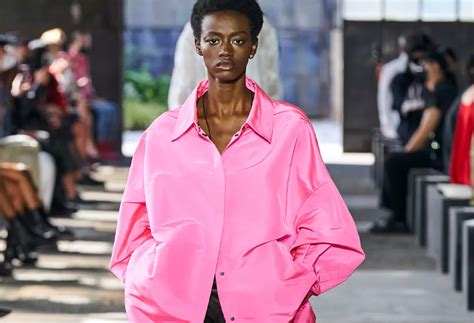 Oversized Pink Shirt: The Must-Have Fashion Item for Any Wardrobe