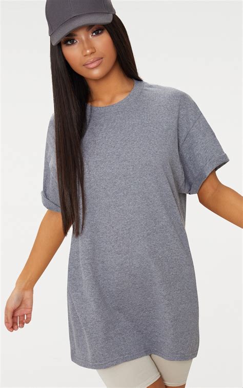 Oversized Women's T-Shirts: The Epitome of Comfort and Style