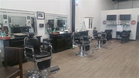 Overview of 2nd Street Barbershop