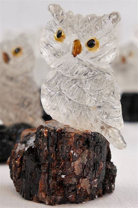 Owl Crystal: The Enigmatic Gemstone With Ancient Wisdom and Healing Powers