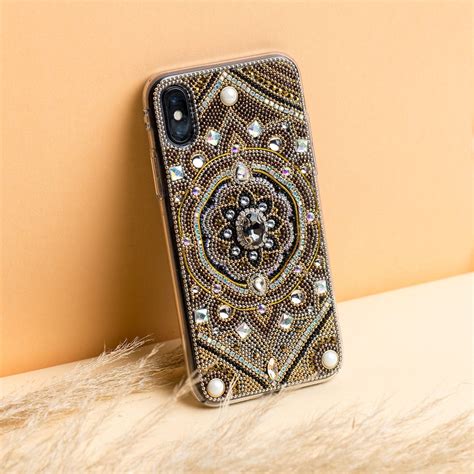 PBYE Collection Crystal Rhinestone Smartphones Doc