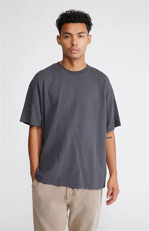 PacSun Men's T-Shirts: The Epitome of Casual Style and Versatility