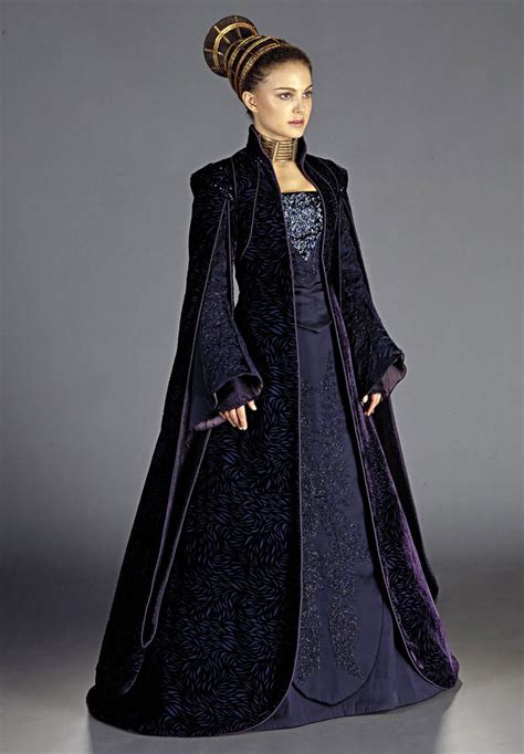 Padmé Amidala Costumes: A Guide to the Queen's Iconic Wardrobe