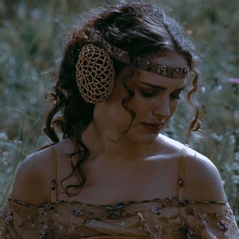 Padmé Amidala White: A Timeless Style Icon