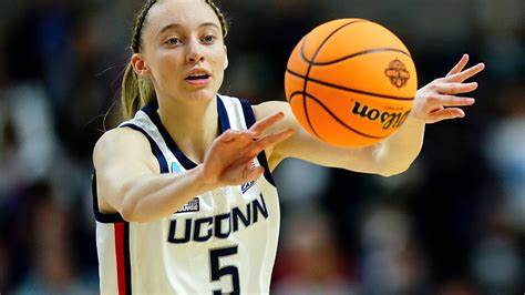 Paige Bueckers: The Rising Star of Women's Basketball